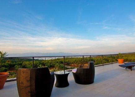 Вилла за 900 000 евро в Сутиване, Хорватия