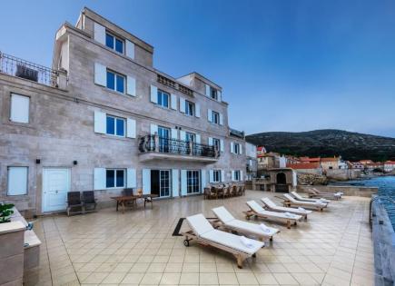 Вилла на Висе, Хорватия (цена по запросу)