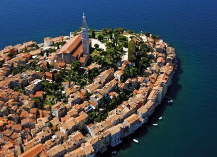 Вилла за 835 000 евро в Ровини, Хорватия