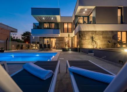 Вилла за 1 190 000 евро в Задаре, Хорватия