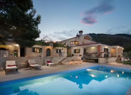 Вилла за 2 500 000 евро в Трогире, Хорватия