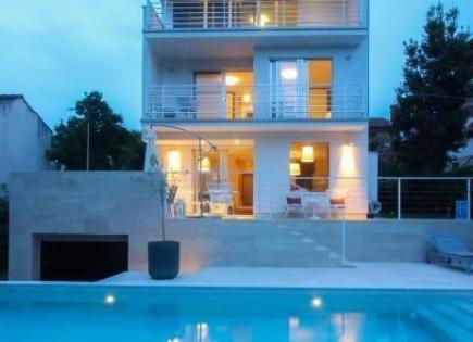 Вилла в Ровини, Хорватия (цена по запросу)