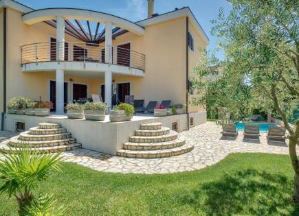 Вилла в Медулине, Хорватия (цена по запросу)