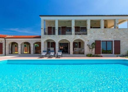 Вилла в Порече, Хорватия (цена по запросу)