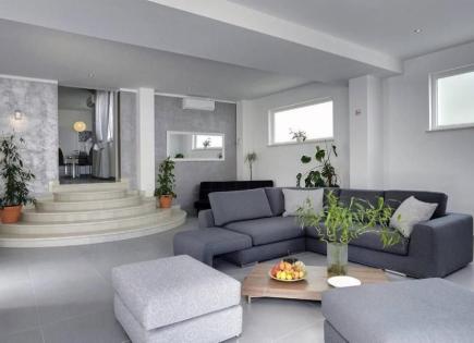 Вилла за 950 000 евро в Медулине, Хорватия