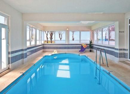 Отель, гостиница за 1 150 000 евро в Водняне, Хорватия