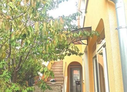 Отель, гостиница за 550 000 евро в Фажане, Хорватия