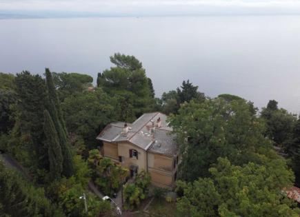 Вилла в Опатии, Хорватия (цена по запросу)