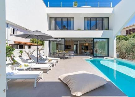 Вилла за 1 300 000 евро в Хорватии