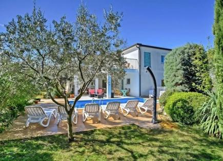 Отель, гостиница за 1 500 000 евро в Умаге, Хорватия