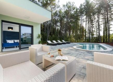 Вилла за 950 000 евро в Ровини, Хорватия