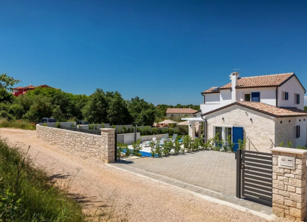 Вилла за 750 000 евро в Порече, Хорватия