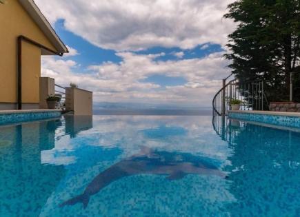 Вилла в Ловране, Хорватия (цена по запросу)