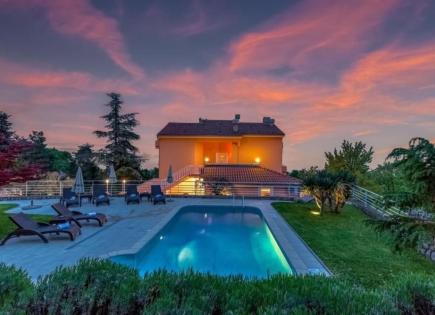 Отель, гостиница за 3 700 000 евро в Ловране, Хорватия