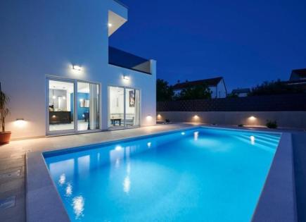 Вилла за 850 000 евро в Сплите, Хорватия