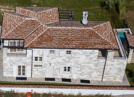 Вилла за 1 500 000 евро в Буйе, Хорватия