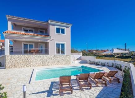 Вилла за 660 000 евро на Крке, Хорватия