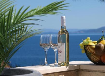 Отель, гостиница за 1 300 000 евро на Чиово, Хорватия