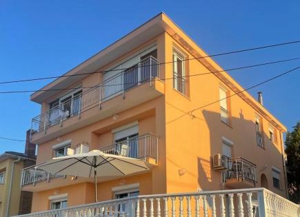 Вилла за 1 250 000 евро в Врбнике, Хорватия