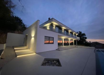 Вилла за 1 350 000 евро в Вижинаде, Хорватия