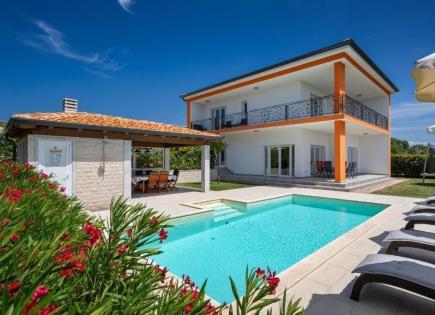 Вилла в Буйе, Хорватия (цена по запросу)