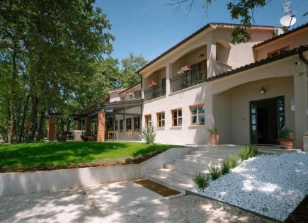 Отель, гостиница в Порече, Хорватия (цена по запросу)