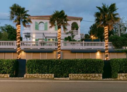 Отель, гостиница за 3 500 000 евро на Крке, Хорватия