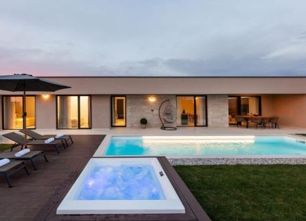 Вилла за 1 194 000 евро в Порече, Хорватия