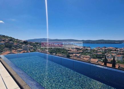 Апартаменты за 230 000 евро в Тивате, Черногория