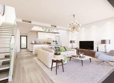 Таунхаус за 340 000 евро в Испании