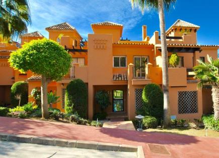 Таунхаус за 340 000 евро в Испании