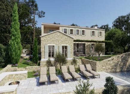 Вилла за 1 500 000 евро в Бртонигле, Хорватия