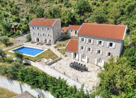 Дом за 3 950 000 евро в Прчани, Черногория