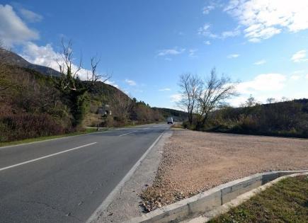 Земля за 425 000 евро в Ластве, Черногория