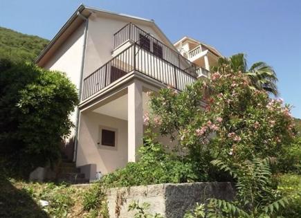 Дом за 318 000 евро в Игало, Черногория