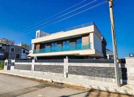 Вилла за 1 202 000 евро в Ларе, Турция