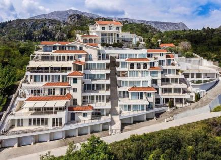 Квартира за 350 000 евро в Херцег-Нови, Черногория