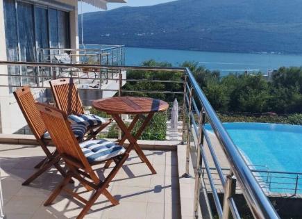 Квартира за 185 000 евро в Дженовичах, Черногория