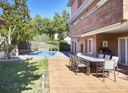 Дом за 1 645 000 евро в Барселоне, Испания