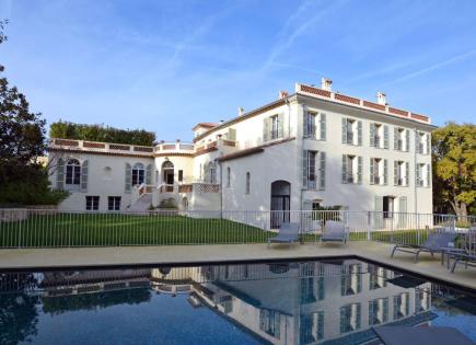 Вилла в Антибе, Франция (цена по запросу)