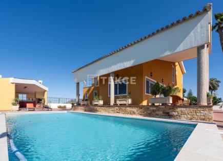 Вилла за 675 000 евро в Ориуэле, Испания