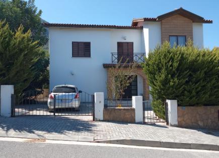 Вилла за 374 882 евро в Кирении, Кипр