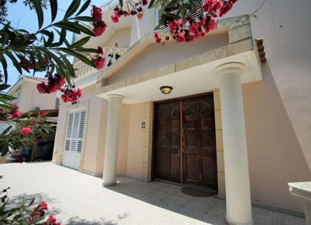 Вилла за 1 100 000 евро в Лимасоле, Кипр