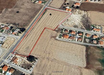 Земля за 2 100 000 евро в Ларнаке, Кипр
