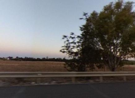 Земля за 1 210 000 евро в Ларнаке, Кипр