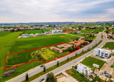 Земля за 740 000 евро в Никосии, Кипр