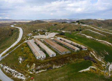 Коммерческая недвижимость за 173 000 евро в Ларнаке, Кипр