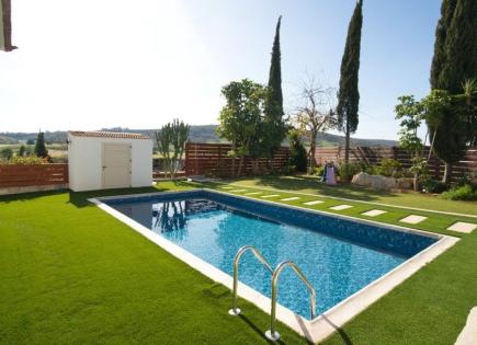 Вилла за 570 000 евро в Лимасоле, Кипр