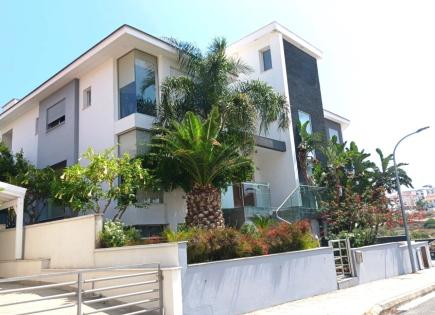 Вилла за 1 800 000 евро в Лимасоле, Кипр