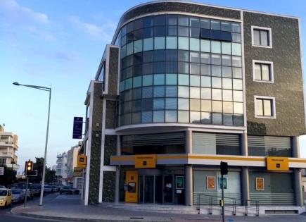 Коммерческая недвижимость за 3 800 000 евро в Пафосе, Кипр